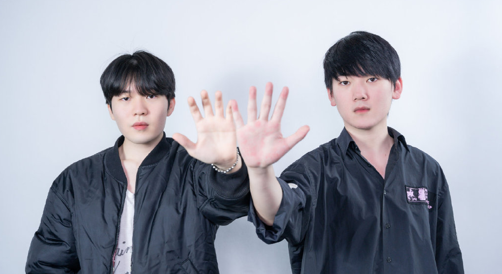  JackeyLove巅峰对决，Rookie与40激战拜仁分钟，爆冷胜负难料！-开云